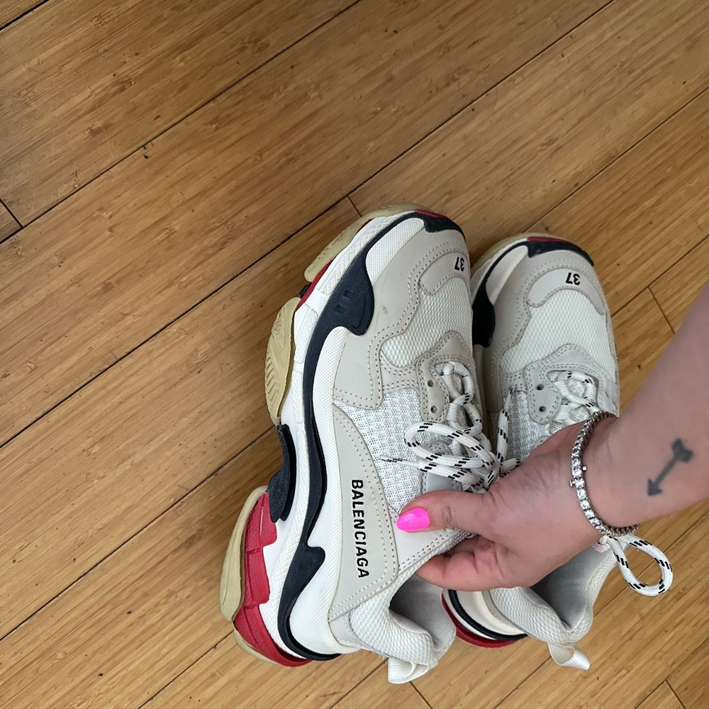 Balenciaga Cream and Red Retro Chunky Sneakers